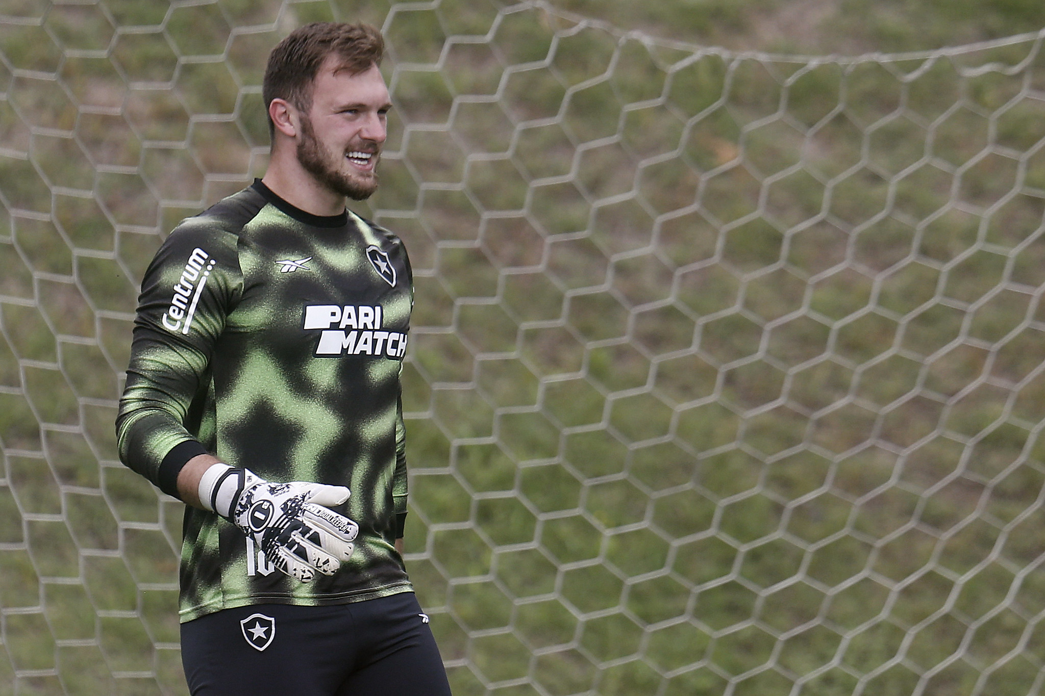 Lucas Perri se recuperou a tempo de enfrentar o Corinthians (FOTO: VÍTOR SILVA/BOTAFOGO)