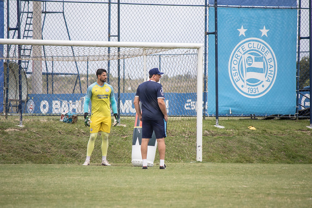 Rogério Ceni segue trabalhando com o time mirando o Flamengo. (Foto: Letícia Martins/Bahia)