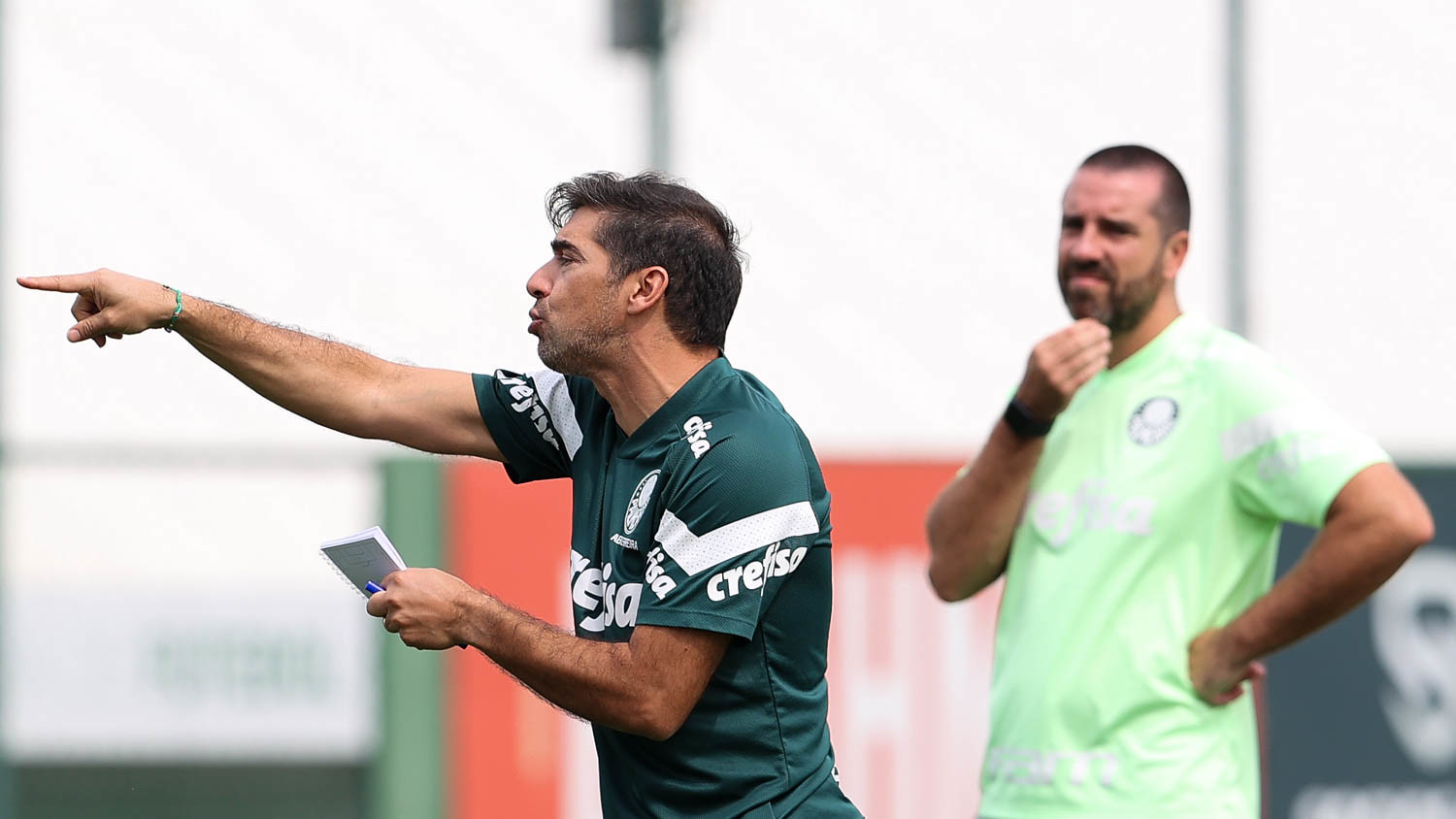 Abel Ferreira poderá aumentar a pressão sobre Bruno Lage, técnico do Botafogo (Foto: Cesar Greco/Palmeiras/by Canon)