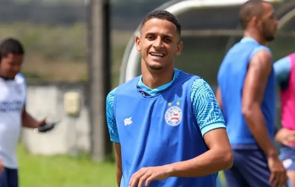 Anunciado pelo Bahia, o atacante Luciano Juba já começou o trabalho como jogador tricolor.