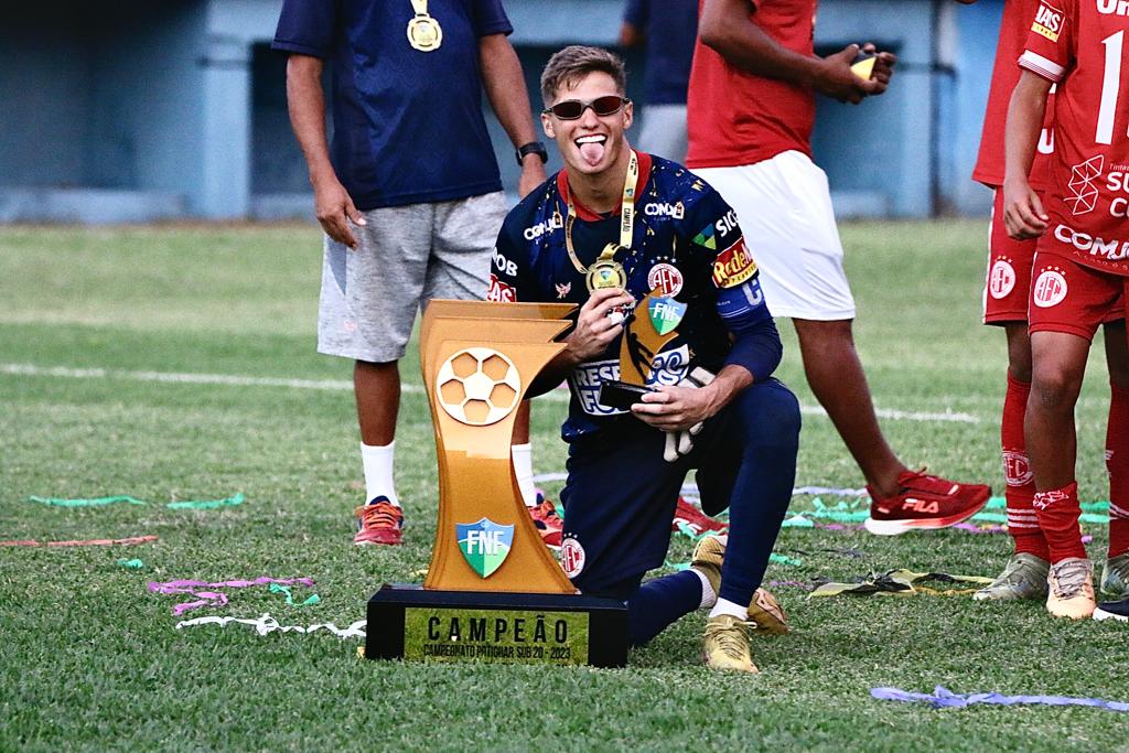 Felipe Carneiro, goleiro do América-RN Sub-20