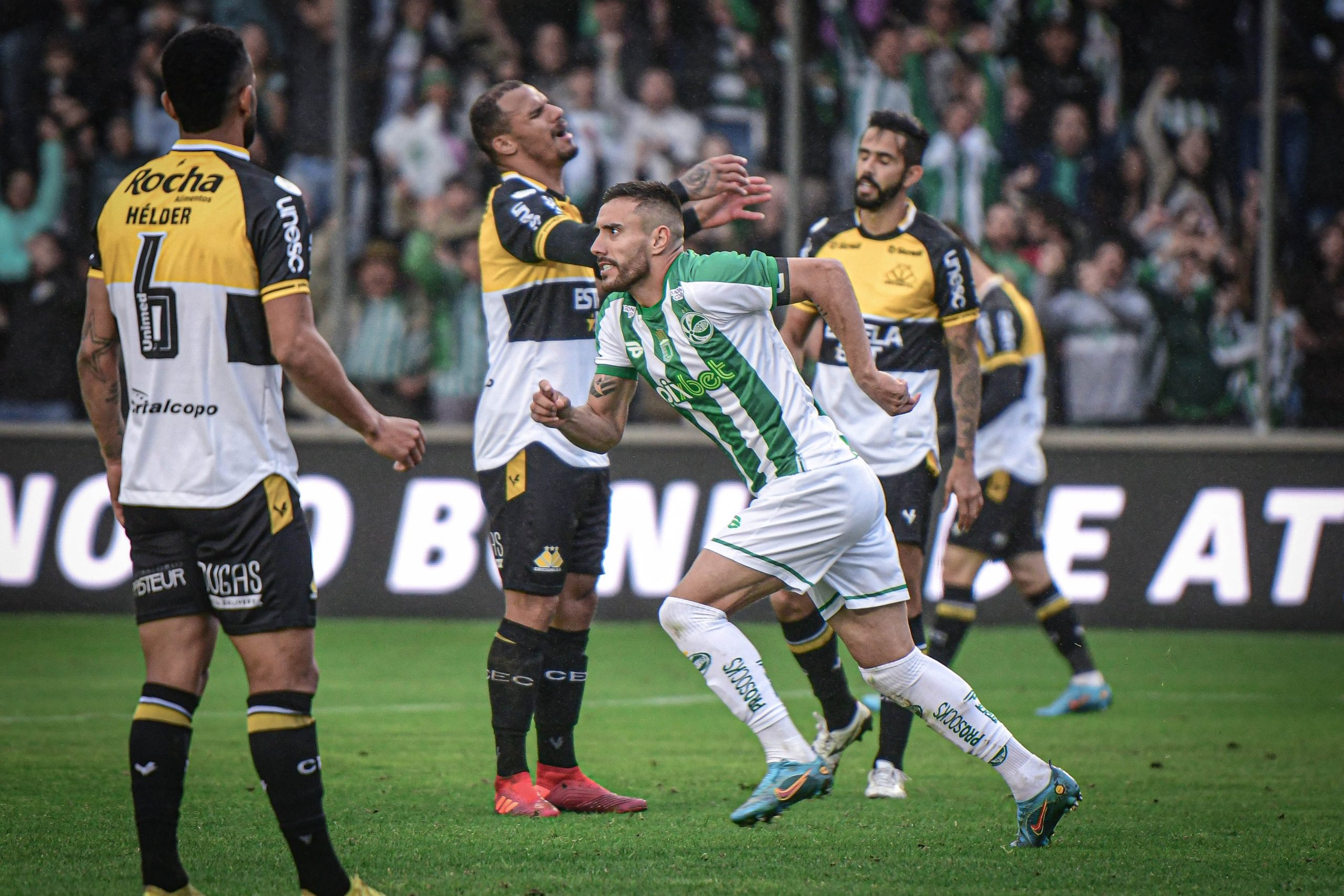 Alan Ruschel comemorando o gol em Juventude x Criciúma - (Foto: Gabriel Tadiotto/Juventude)