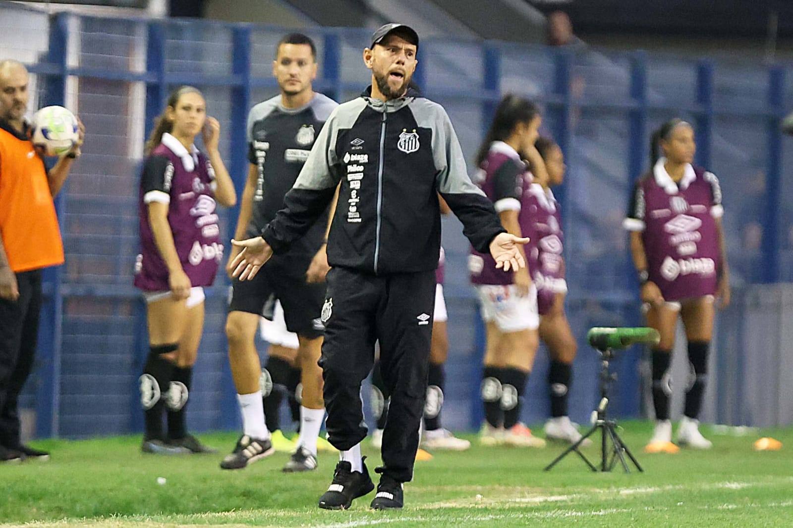Kleiton Lima (Fotos : Pedro Ernesto Guerra Azevedo/Santos FC)