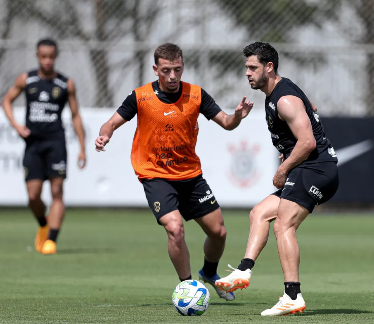 Corinthians treina com jovens da base; elenco recebe folga no domingo (Foto: Rodrigo Coca/Agência Corinthians)