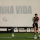 VÍDEO: Corinthians treina com clima descontraído no CT Joaquim Grava (Foto: Rodrigo Coca/Agência Corinthians(
