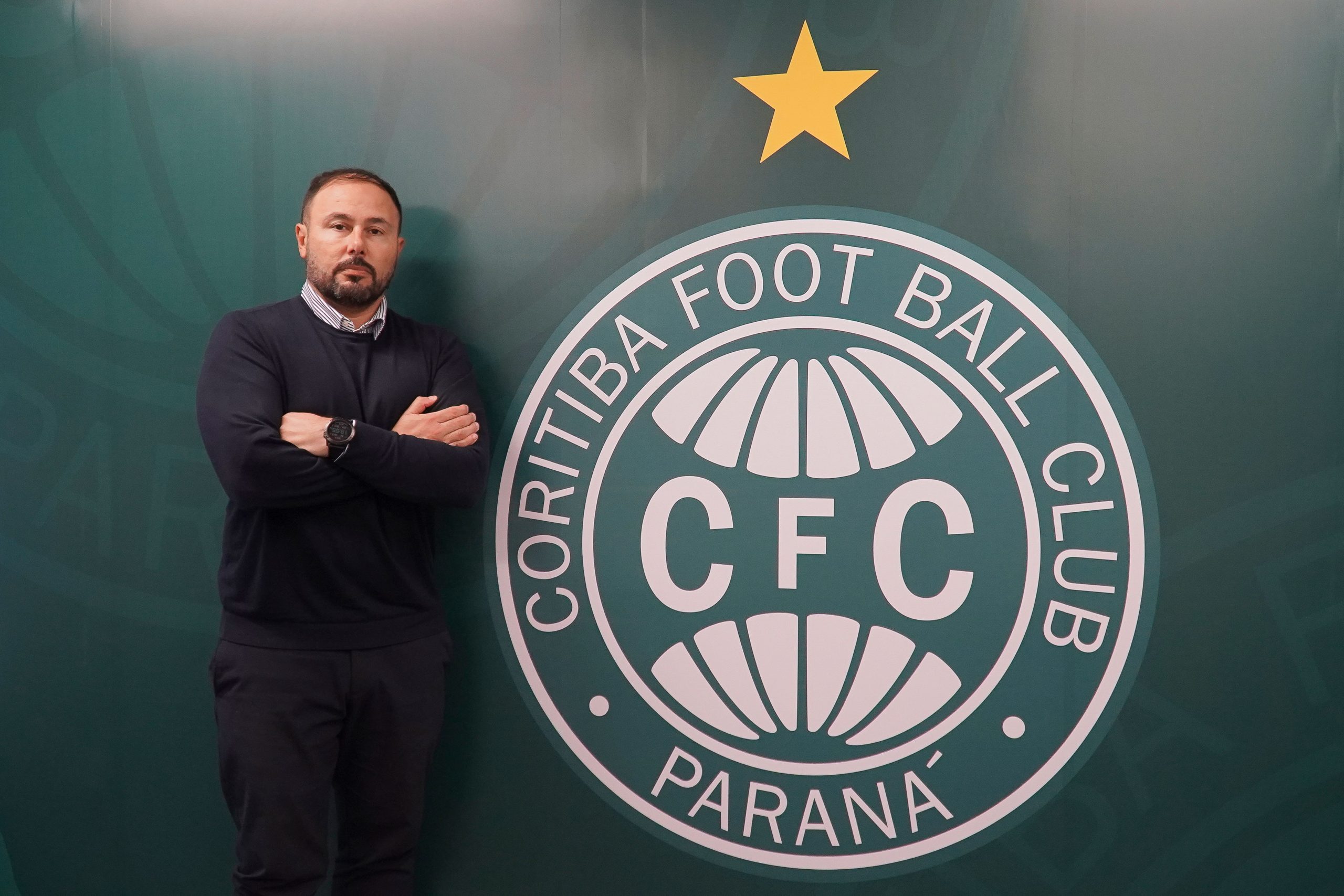 Coluna do Coritiba, Caindo na real