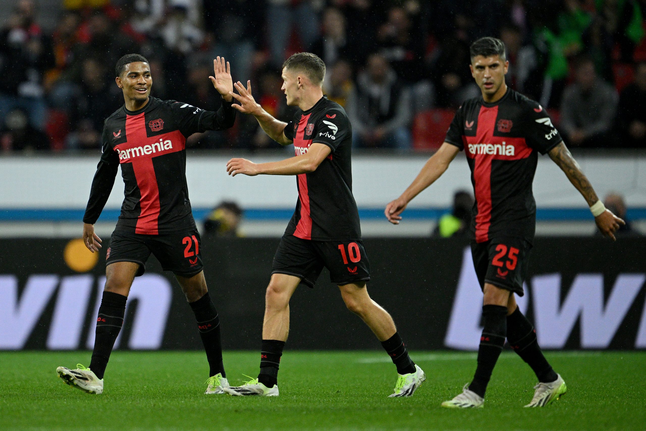 Bayer Leverkusen teve vitória dominante sobre Häcken (Lukas Schulze/Getty Images)