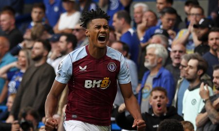 Watkins comemora o gol marcado pelo Aston Villa (Foto: IAN KINGTON/AFP via Getty Images)