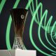 Troféu da Uefa Europa Conference League (Fabrice Coffrini/AFP via Getty Images)