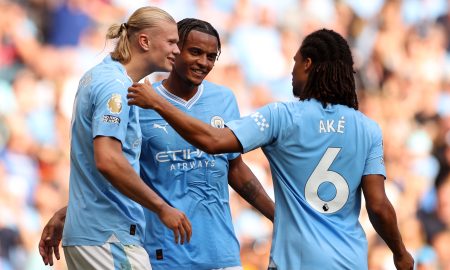 Haaland celebra gol marcado pelo City (Foto: Lewis Storey/Getty Images)