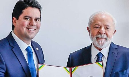 Novo ministro do Esporte, André Fufuca (PP) ao lado Presidente Lula - FOTO: RICARDO STUCKERT/DIVULGAÇÃO