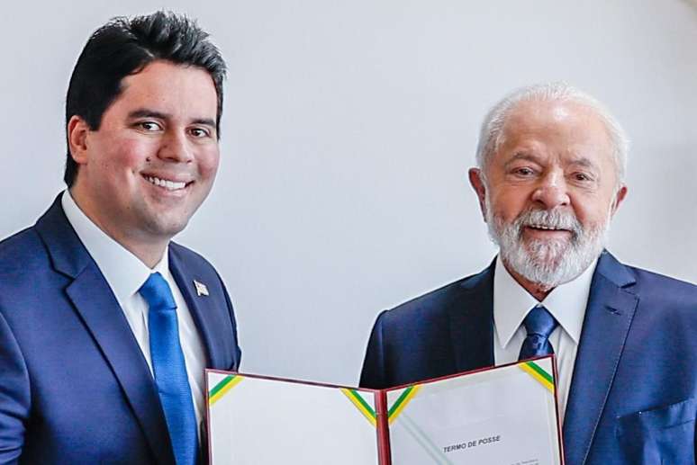 Novo ministro do Esporte, André Fufuca (PP) ao lado Presidente Lula - FOTO: RICARDO STUCKERT/DIVULGAÇÃO
