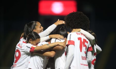 Bragantinas visitam o AD Taubaté pela Copa Paulista Feminina 2023. (Foto: Fernando Roberto/Red Bull Bragantino)