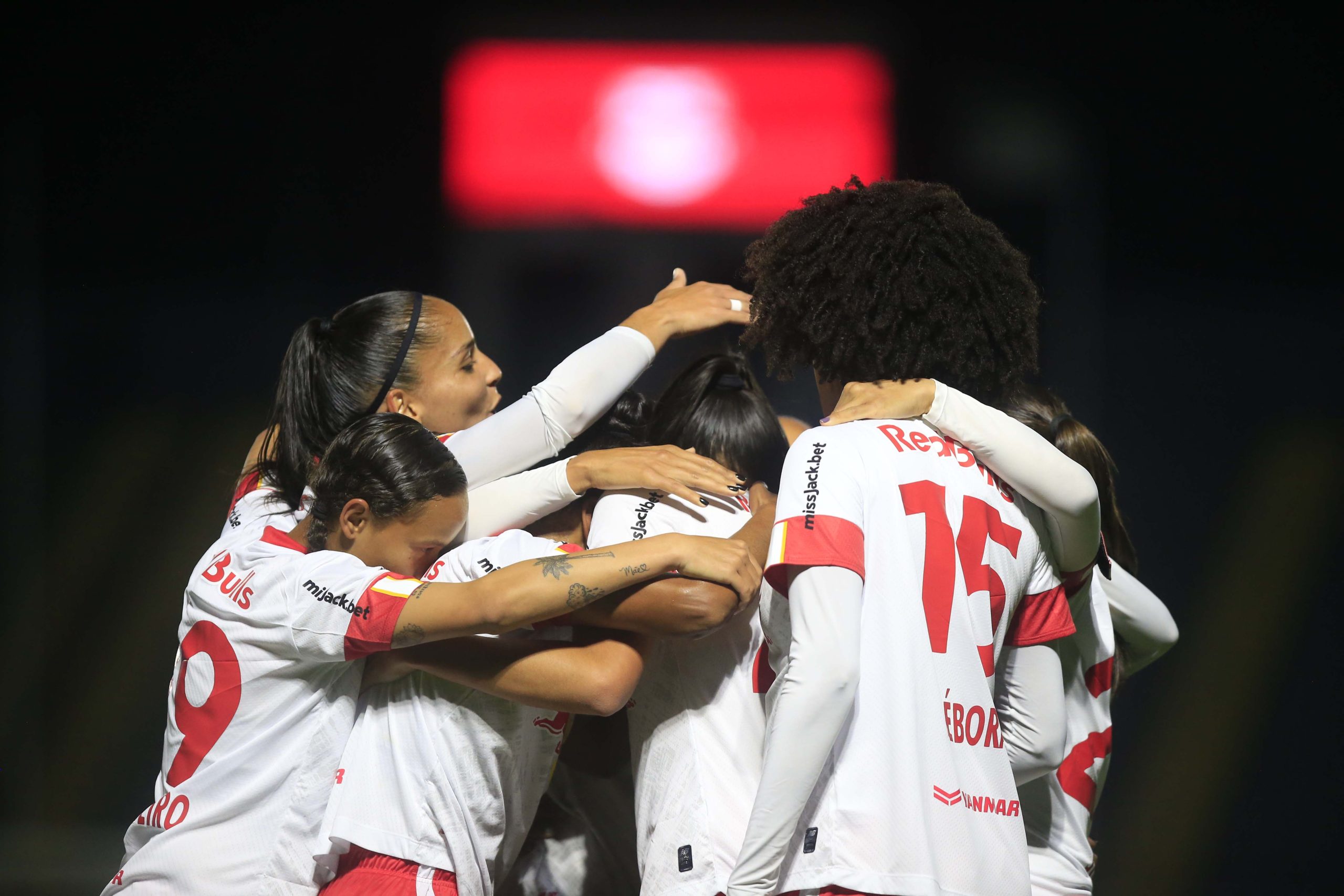 Bragantinas visitam o AD Taubaté pela Copa Paulista Feminina 2023. (Foto: Fernando Roberto/Red Bull Bragantino)