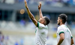 Marlon desabafa após empate do Cruzeiro contra o América-MG: 'Desempenho  está sendo patético