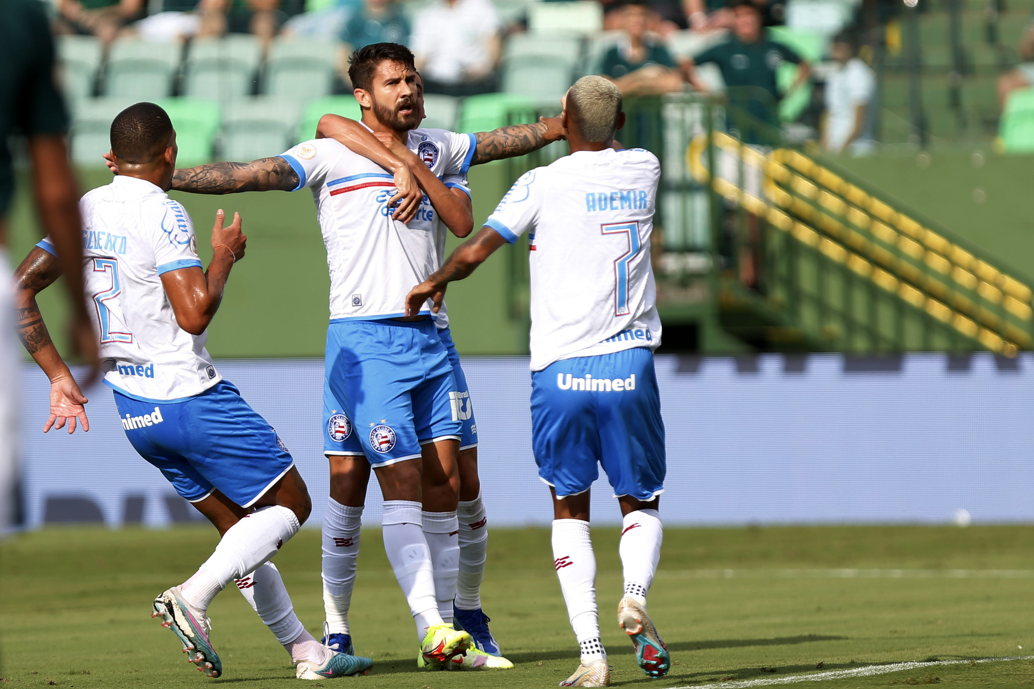 Everaldo encerra jejum com hat-trick e Bahia vence jogo histórico fora de casa. (Foto: Felipe Oliveira/Bahia)