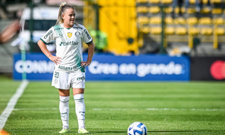 Meia Andressinha durante confronto do Palmeiras pela Libertadores feminina. (Foto: Staff Images Woman/CONMEBOL)