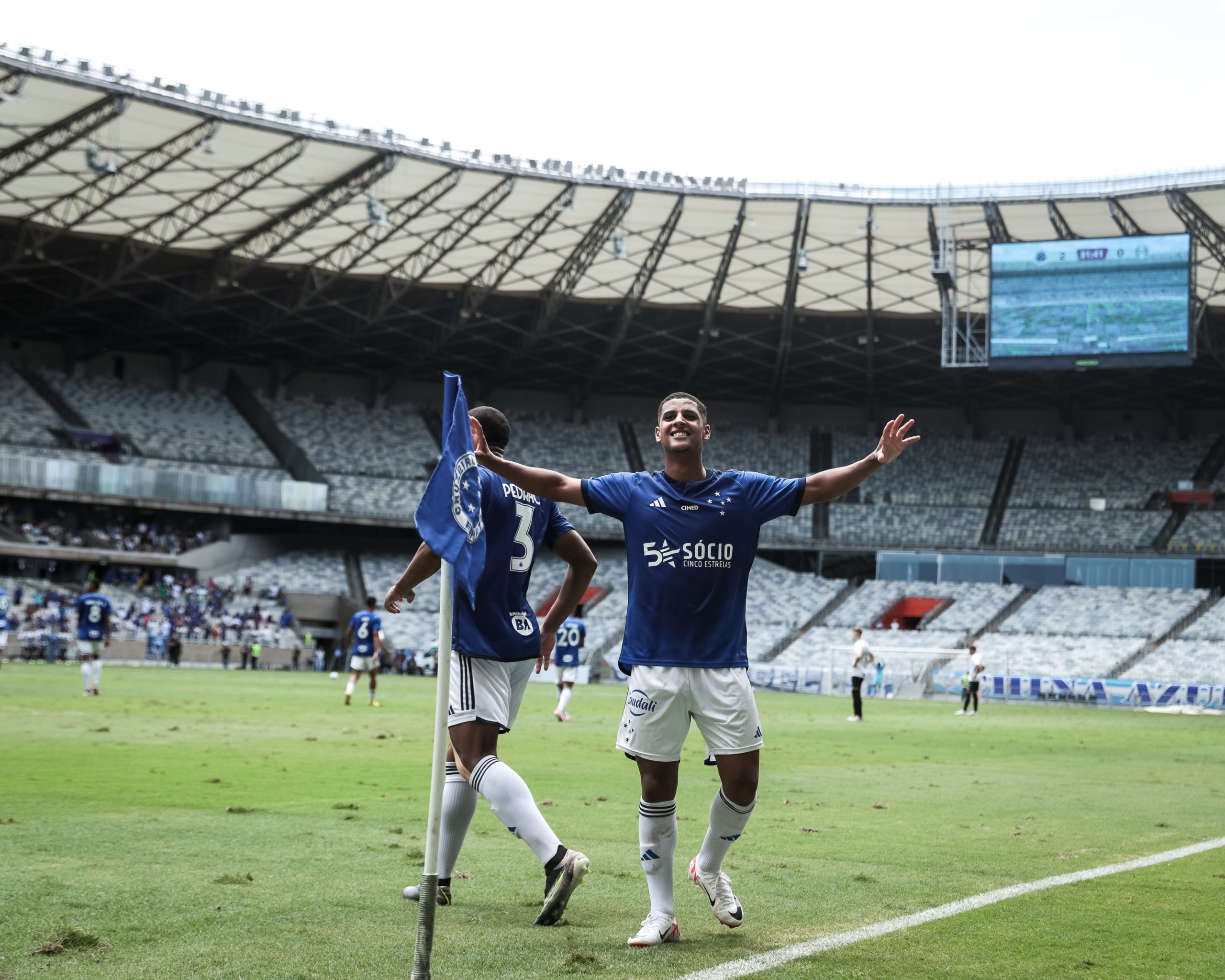 Fernando marcou os dois gols da final (Foto: Tiago Tindade / Staff Imagens)
