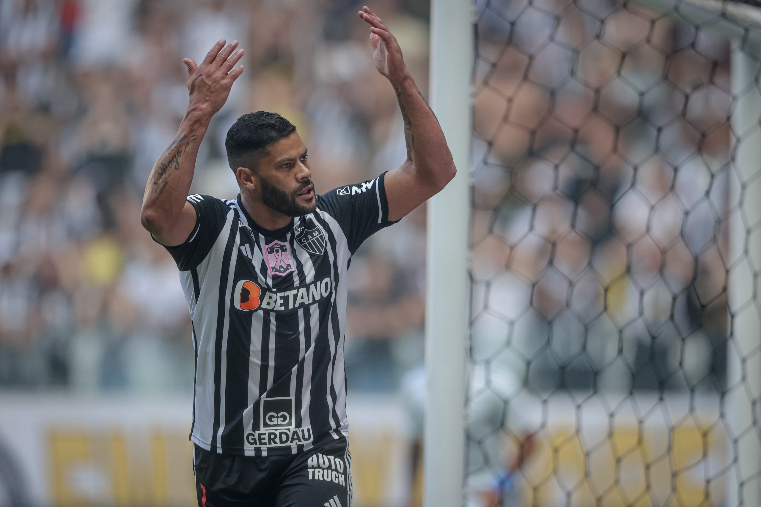 Hulk na derrota do Atlético contra o Cruzeiro (Foto: Pedro Souza / Atlético)