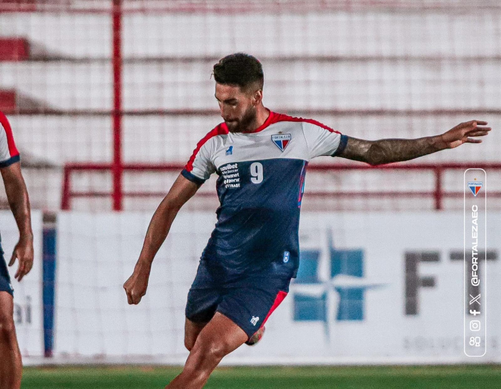 Fortaleza inicia preparativos para confronto na Copa Sul-Americana. (Foto: Matheus Lotif/FEC)