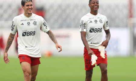 Flamengo finalizou nesta sexta-feira (6) o último treino visando o confronto contra o Corinthians