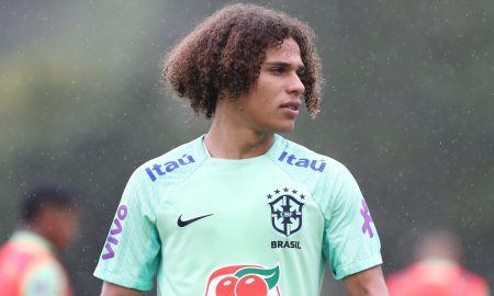 Guilherme Biro em treino da Seleção (Foto: Rafael Ribeiro / CBF)