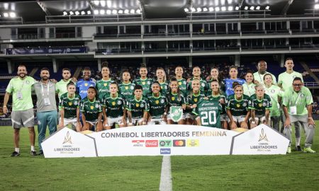 Delegação do Palmeiras que esteve presente na grande decisão da Libertadores feminina. (Foto: Divulgação/Staff Images Woman / CONMEBOL).