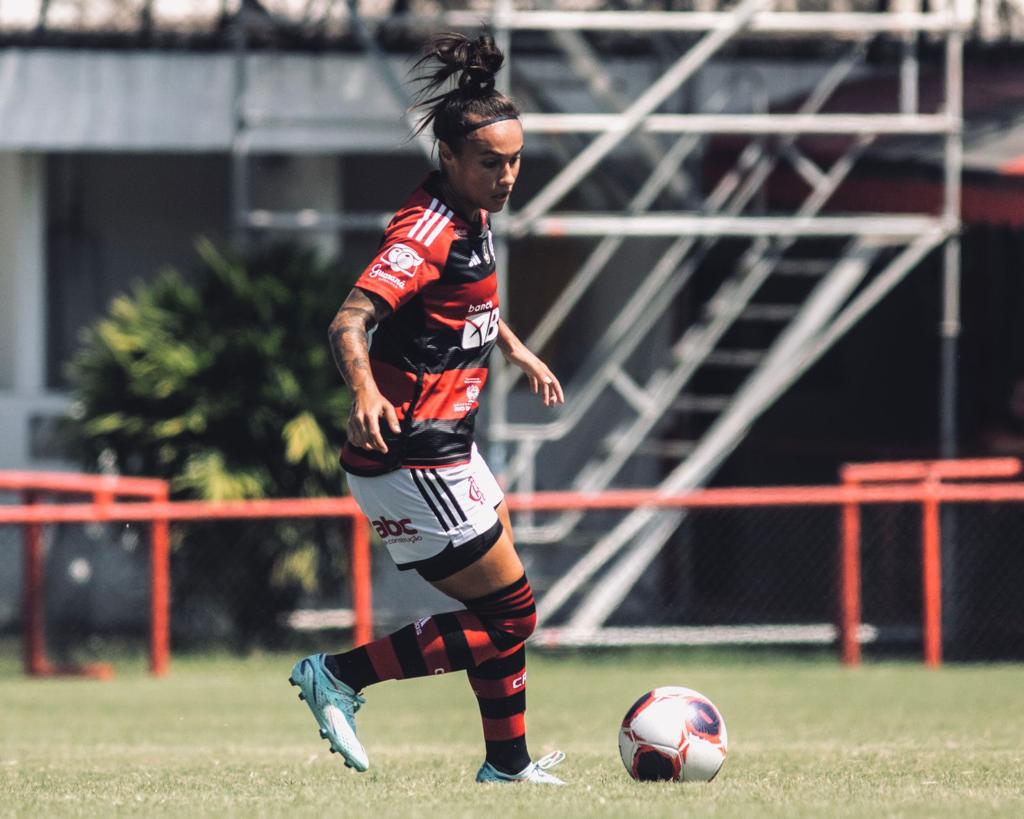 Tuca, meia-atacante do Flamengo