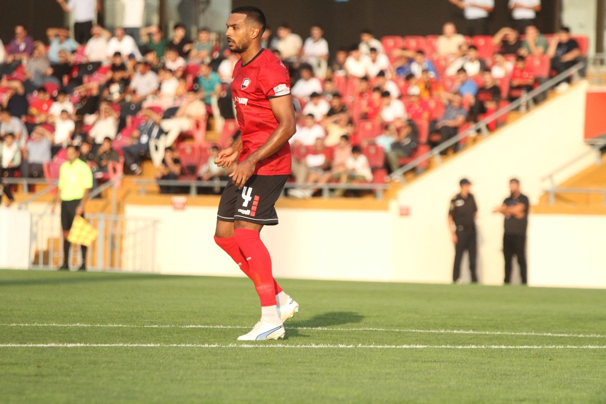 Lucas Áfrico, zagueiro brasileiro do Gabala