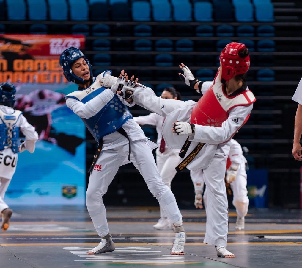 Maria Clara briga por medalha de ouro no Taekwondo feminino (Foto: Divulgação CBTKD)