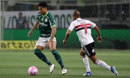Lucas Moura jogando contra o Palmeiras (Foto: Cesar Greco/Palmeiras/by Canon)