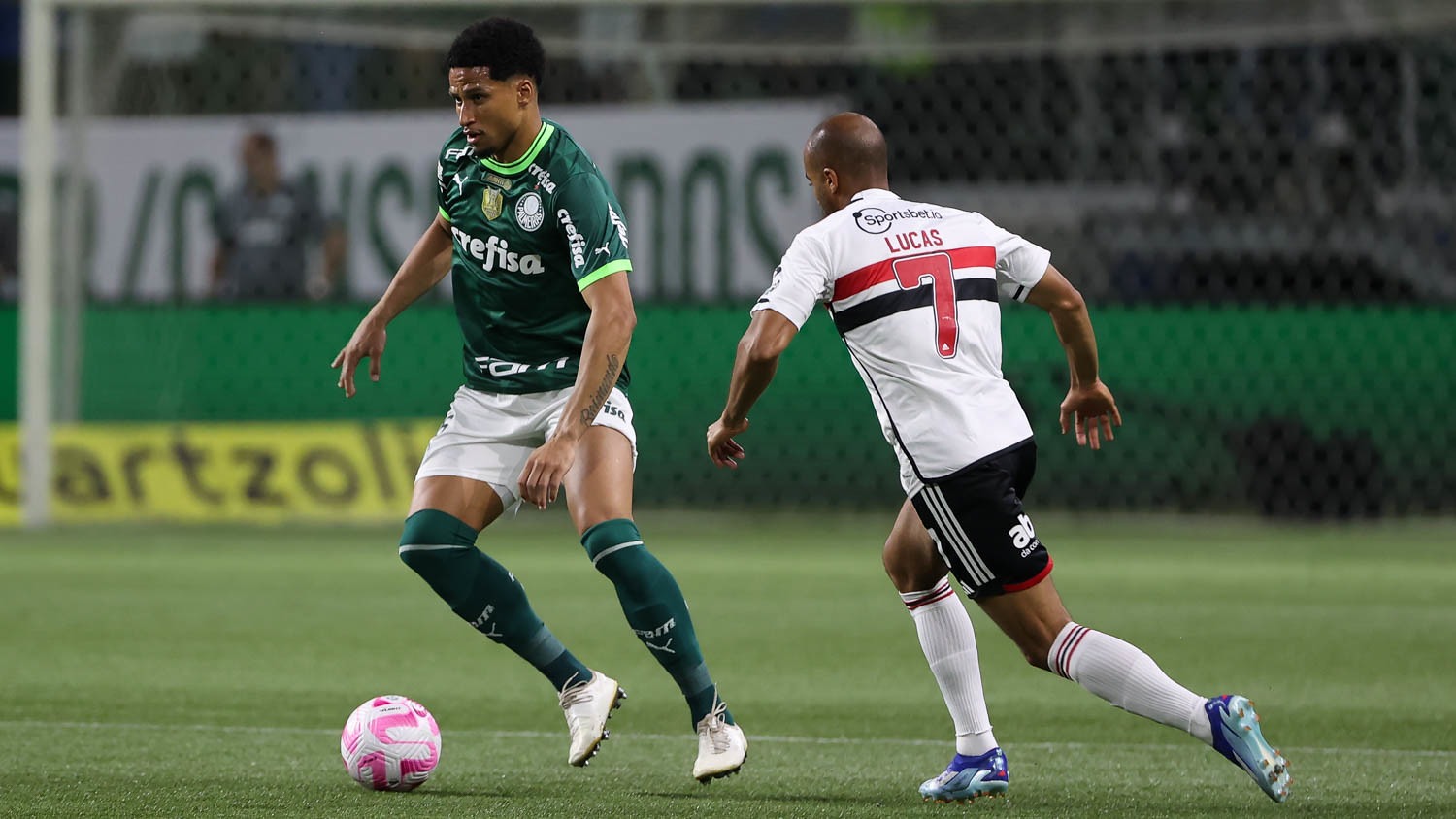 Lucas Moura jogando contra o Palmeiras (Foto: Cesar Greco/Palmeiras/by Canon)