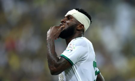 Kessié comemora gol do Al-Ahli (Foto: Yasser Bakhsh/Getty Images)