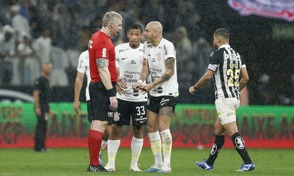 CBF divulga áudio e vídeo do VAR sobre o gol anulado do Flamengo