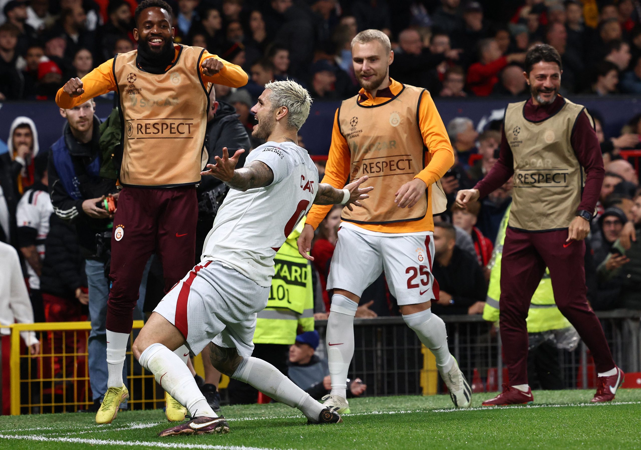 Mauro Icardi garantiu a vitória do Galatasaray sobre o Manchester United (Darren Staples/AFP via Getty Images)