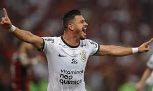 Atuações ENM: Giuliano empata jogo para o Corinthians aos onze minutos de  acréscimo; confira as notas