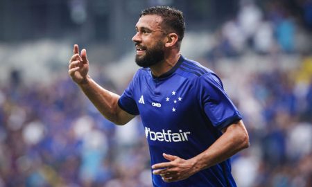 Luciano Castán celebrou seu primeiro gol pelo Cruzeiro contra o América-MG (Foto: Staff Images/Cruzeiro)