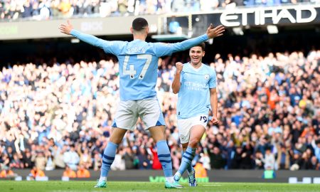 Álvarez celebra gol do Manchester City (Foto: Naomi Baker/Getty Images)
