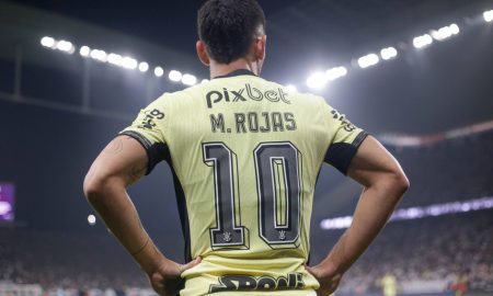 Matías Rojas perde semana de treinamentos com mano Menezes e não entra nem um minuto sequer com a seleção. (Foto: Agência Corinthians)