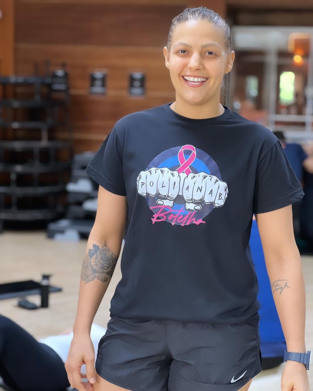 Poliana Botelho luta contra o câncer de mama (Foto: Reprodução/Instagram)
