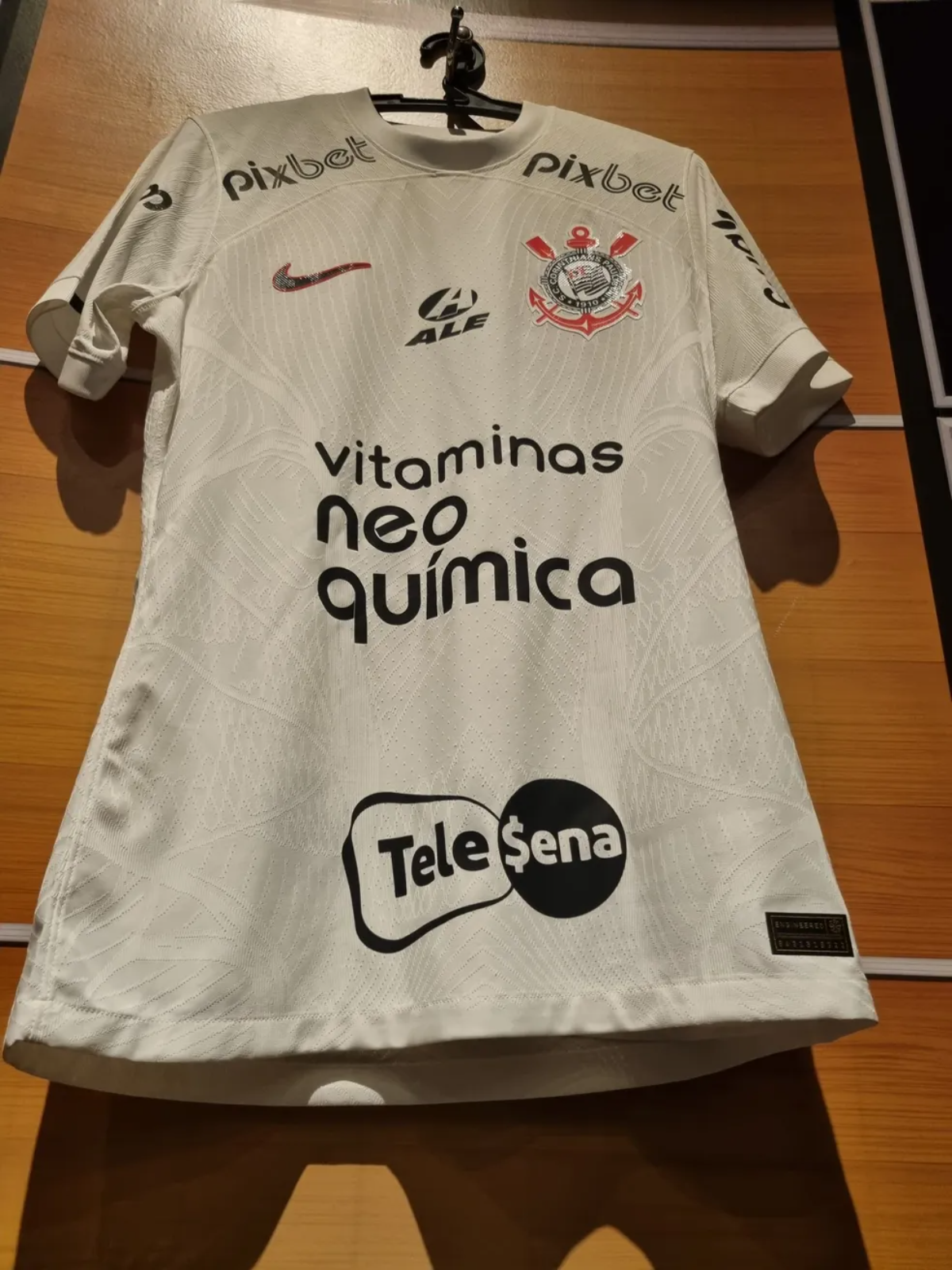 Corinthians anuncia novo patrocínio para a manga da camisa até 2024. (Foto: Reprodução)