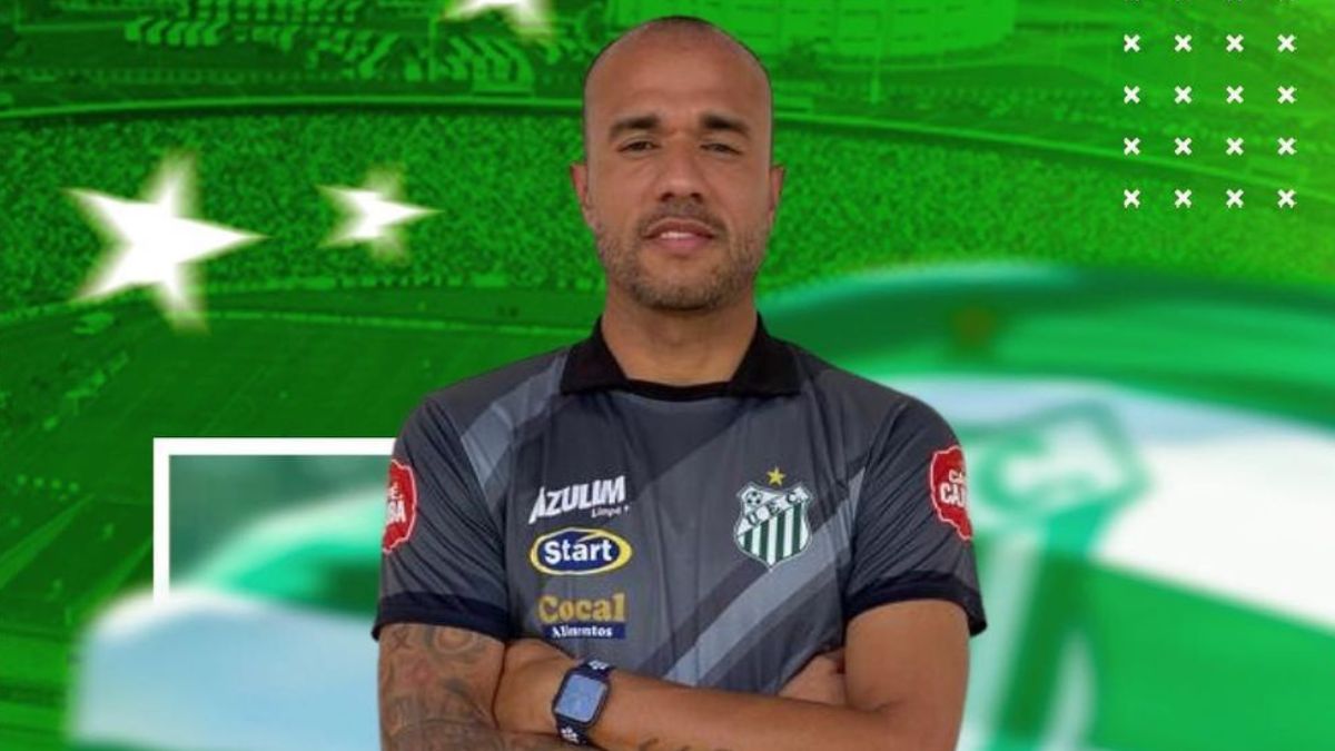Roger Silva será o treinador do Uberlândia no Campeonato Mineiro em 2024 (Foto: Reprodução/Instagram/Uberlândia EC)