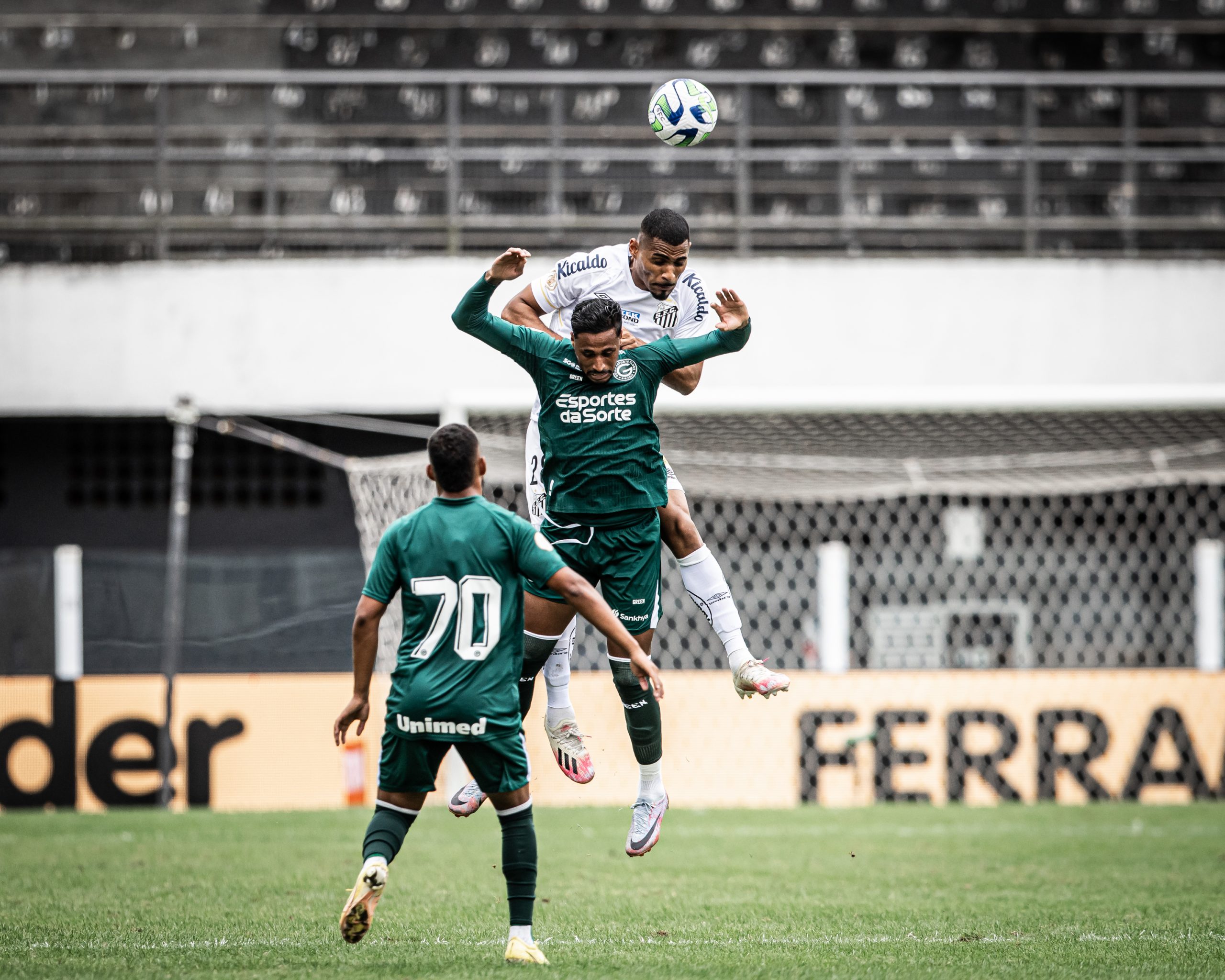 Santos visita o Goiás em confronto direto na parte de baixo da tabela do Brasileirão (Foto: Raul Baretta/ Santos FC.)