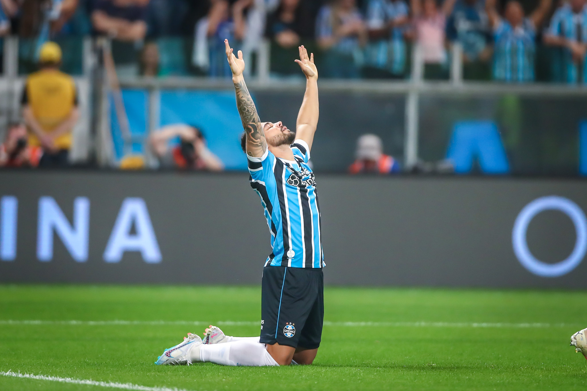 João Pedro segue até 2025 com o Grêmio - Foto: Divulgação/Grêmio