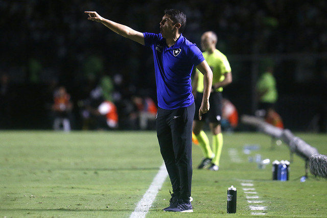 Lúcio Flávio, técnico do Botafogo. Foto: Vitor Silva/Botafogo