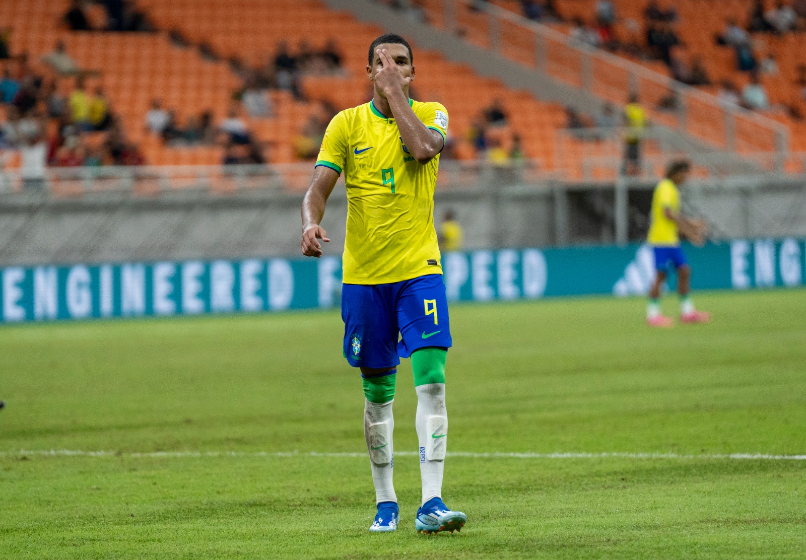 Kauã Elias comemorando o gol em Brasil x Nova Caledônia, pela 2ª rodada da Copa do Mundo Sub-17 - (Foto: Leto Ribas/CBF)