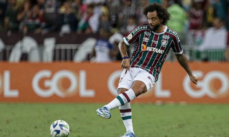 Marcelo se destaca em vitória do Fluminense (Foto: Lucas Merçon/FFC)