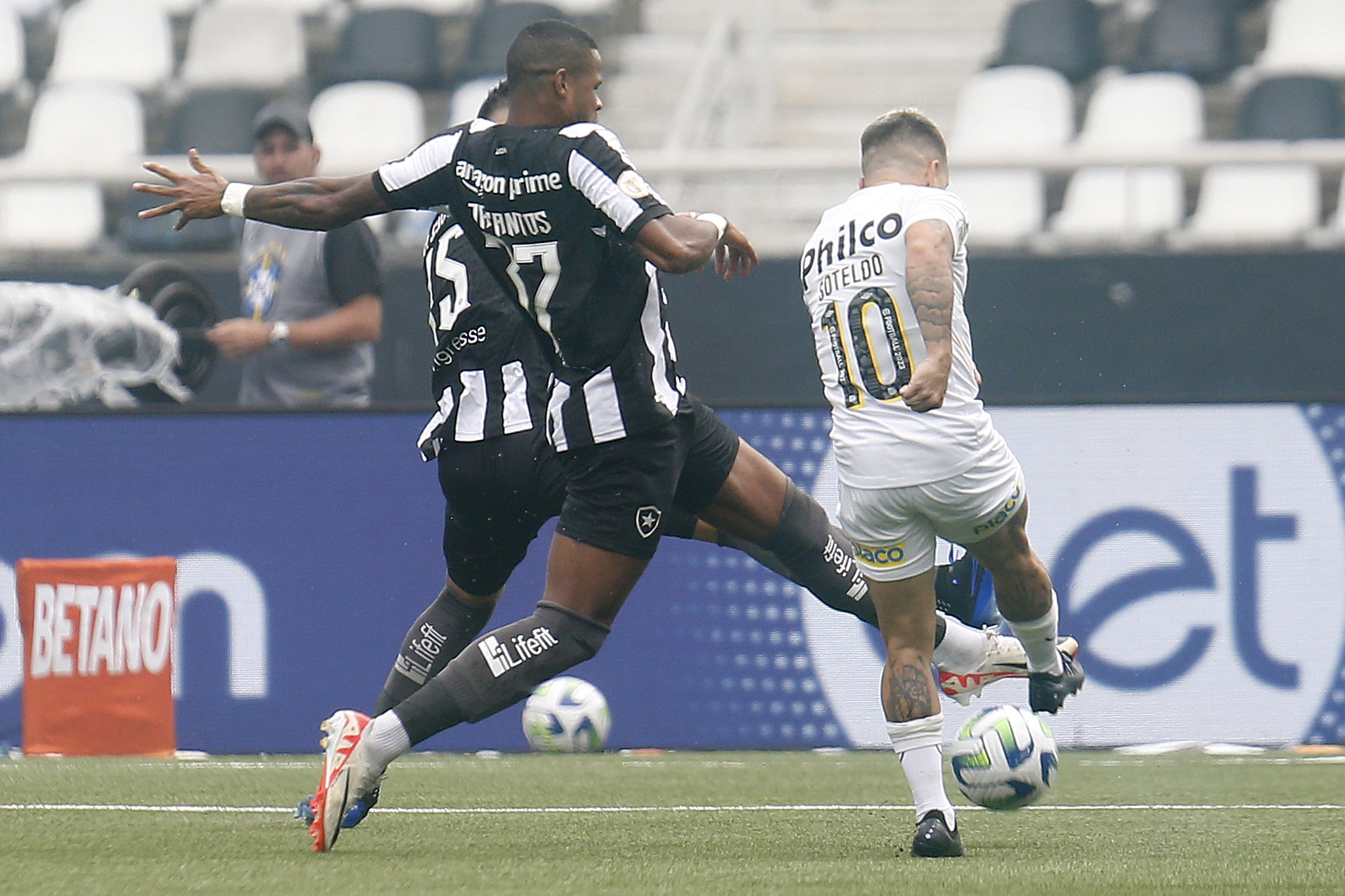 Botafogo e Santos empatam pelo Brasileirão (Foto: Vitor Silva/Botafogo)