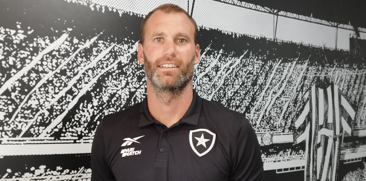 Joel Carli é ídolo do Botafogo (Foto: Divulgação/Botafogo)