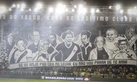 Grupo Coletivo 98 fará bandeirão para último jogo do Vasco contra o Bragantino